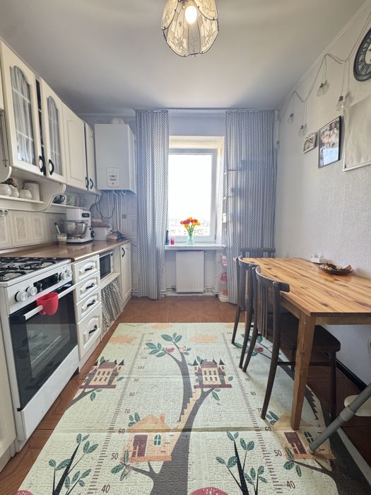 Продається 4 кім квартира і/о, підходить під єВідновлення