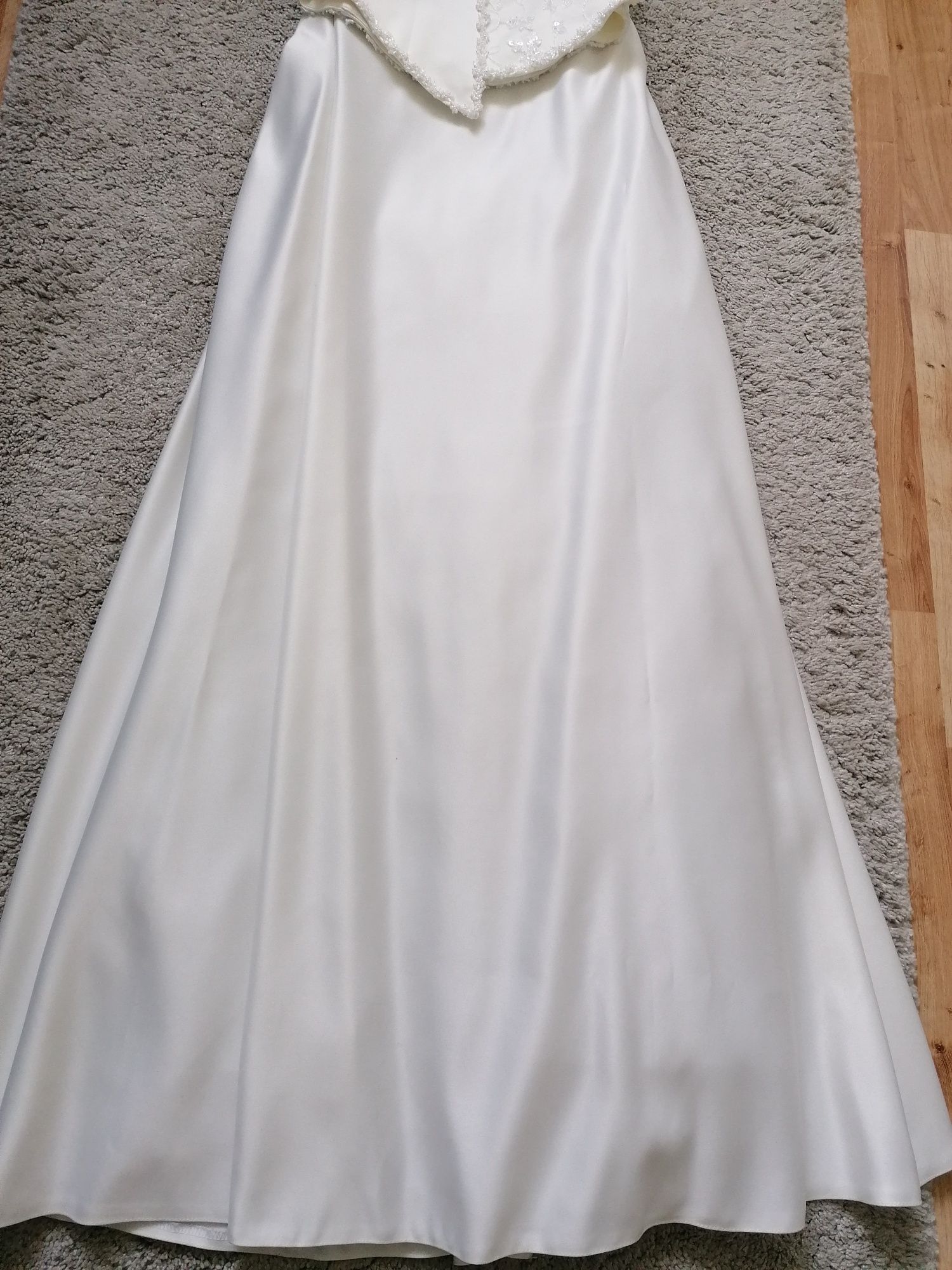 Sukienka ślubna 36
