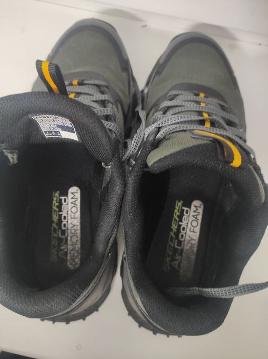 Кросівки в ідеальному стані Sketchers 41 розмір