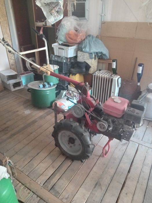 Мотоблок з навісним обладнанням