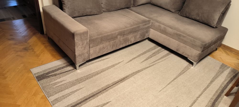 Duży elegancki narożnik w bardzo dobrym stanie