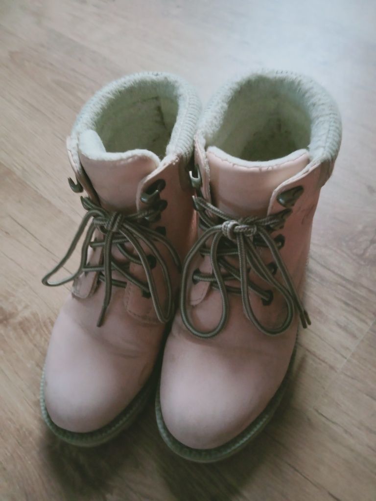 Buty zimowe pudrowy róż