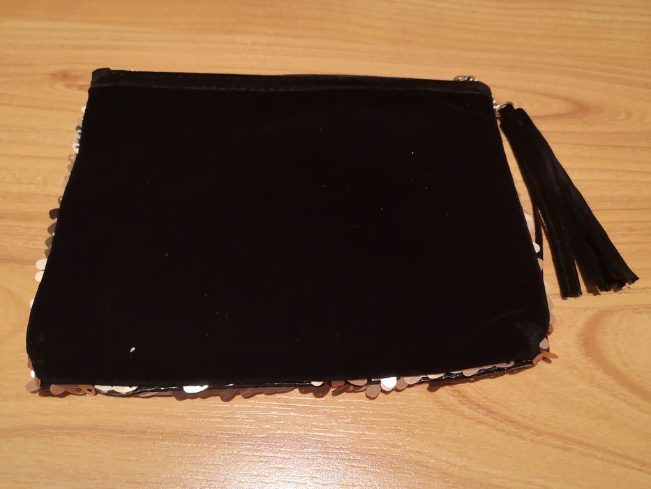 Clutch/Bolsa com lantejoulas douradas, nova, "Oriflame"