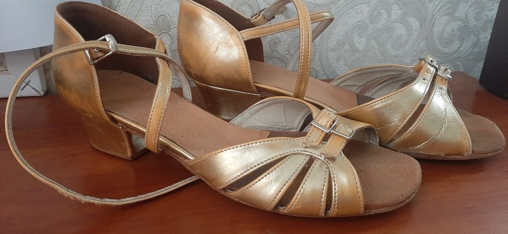 Босоножки для танцев 23,5