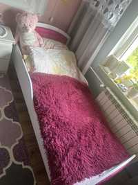 Łóżko dla dziewczynki  z materacem piankowym stan bdb 90x200