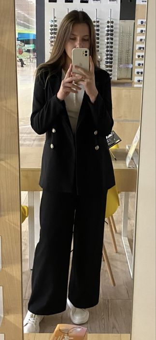 Піджак чорний розмір М