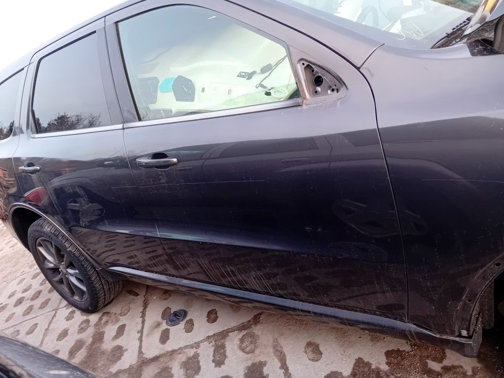 Drzwi prawy przod dodge durango pau