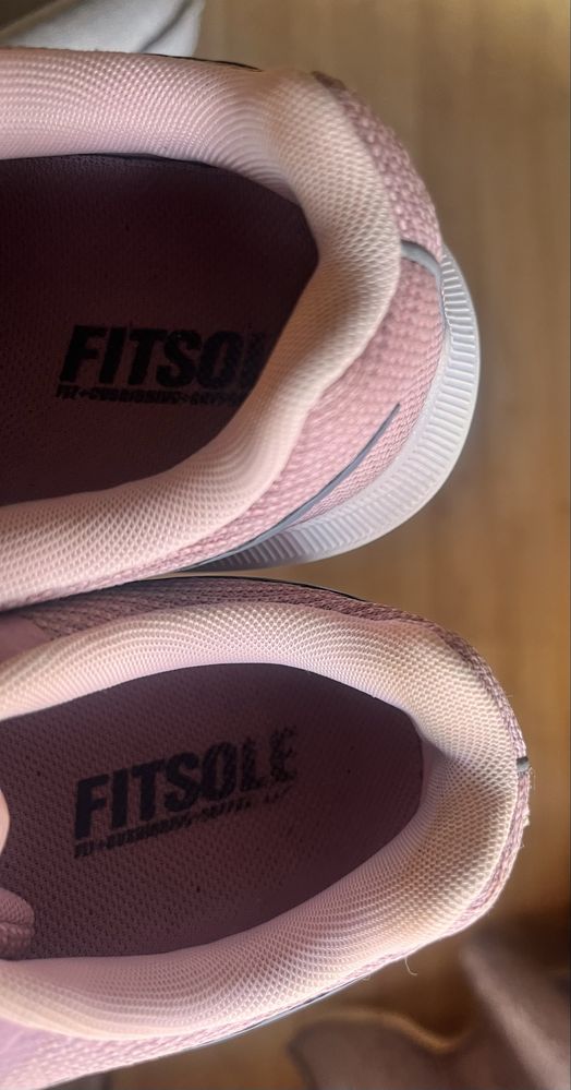 Buty ròźowe Nike Running