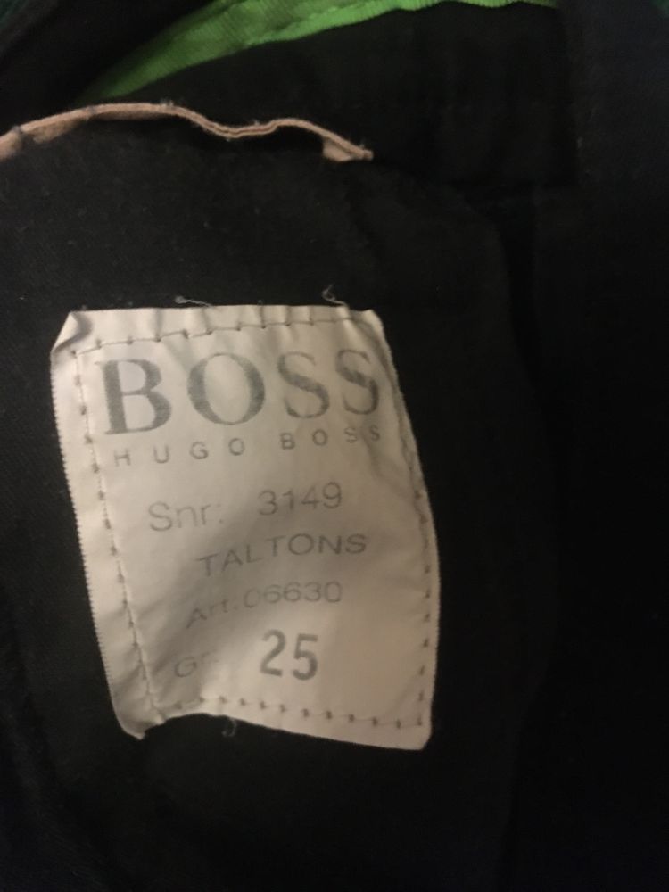 Hugo Boss spodnie czarne meskie