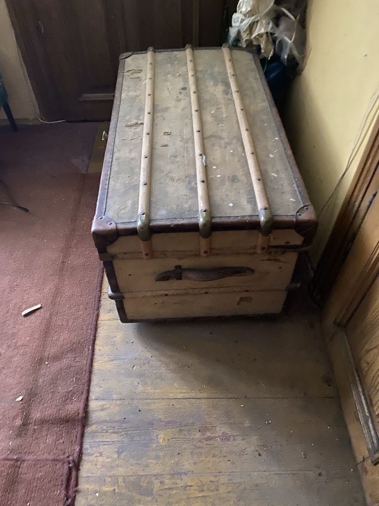 Kufer z cienkiego drewna