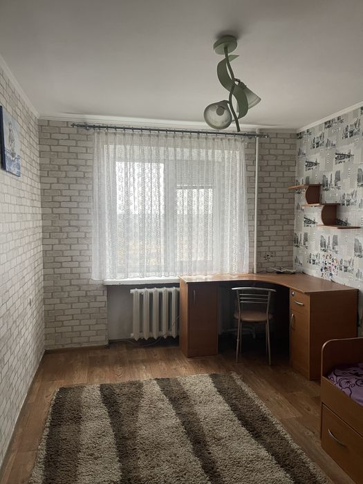 Здається 3х кім. квартира