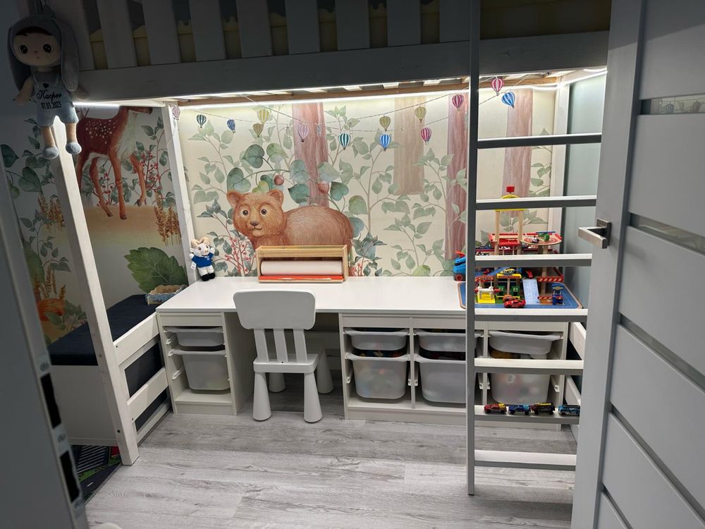 Ikea TROFAST regały z pojemnikami + blat + krzesełko