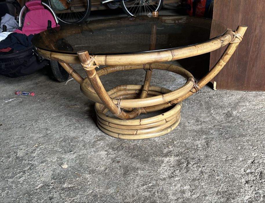 Mesa de centro/ mesa de apoio