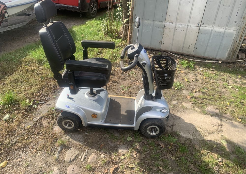 Skuter wózek inwalidzki Invacare Leo