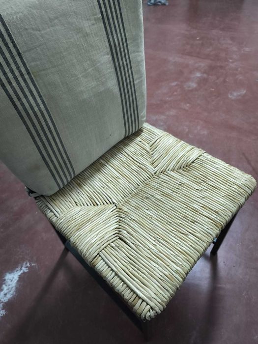 conjunto mesa e cadeiras