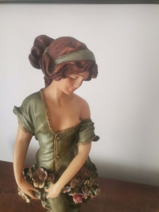 Estatuetas decorativas