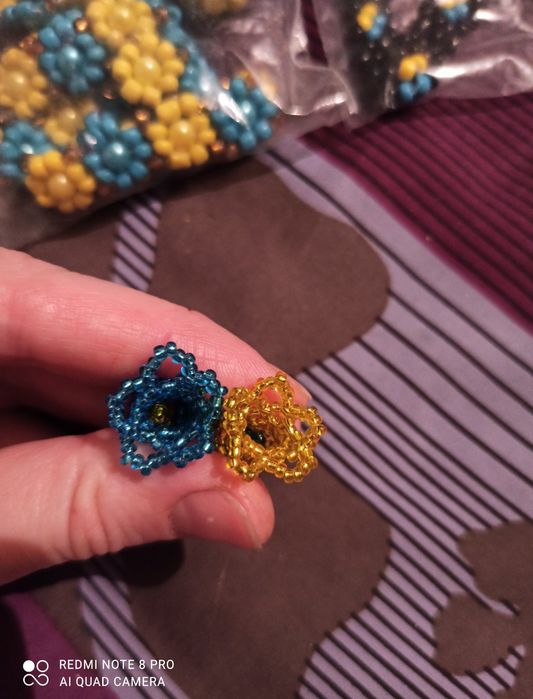 Набор патриотический бусы,браслет из бисера.Ручная работа.На подарок!