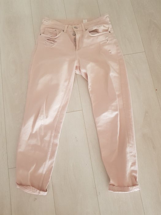Pudroworóżowe jeansy h&m
