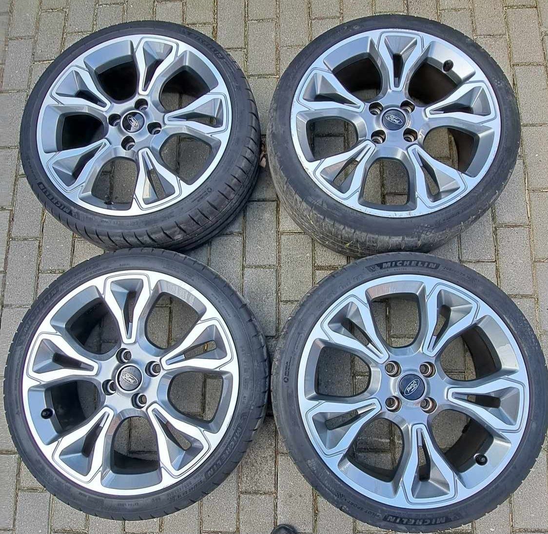 Alufelgi 18 cali 4 x 108 z oponami letnimi Ford Focus Ope Peugeot