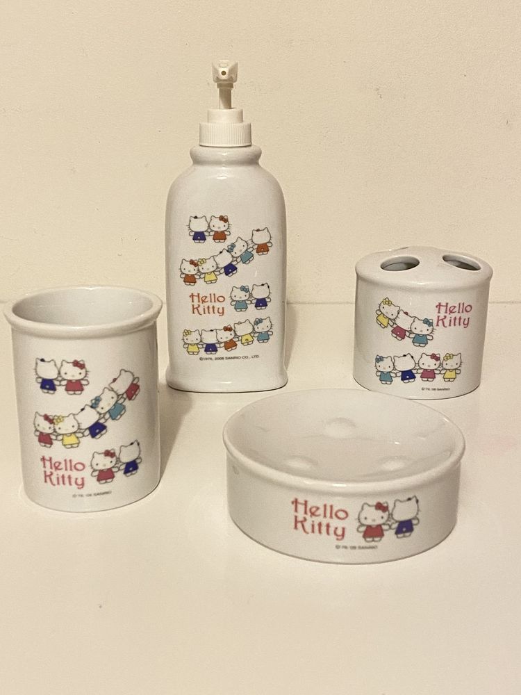 Hello Kitty - conjunto acessorios para casa de banho