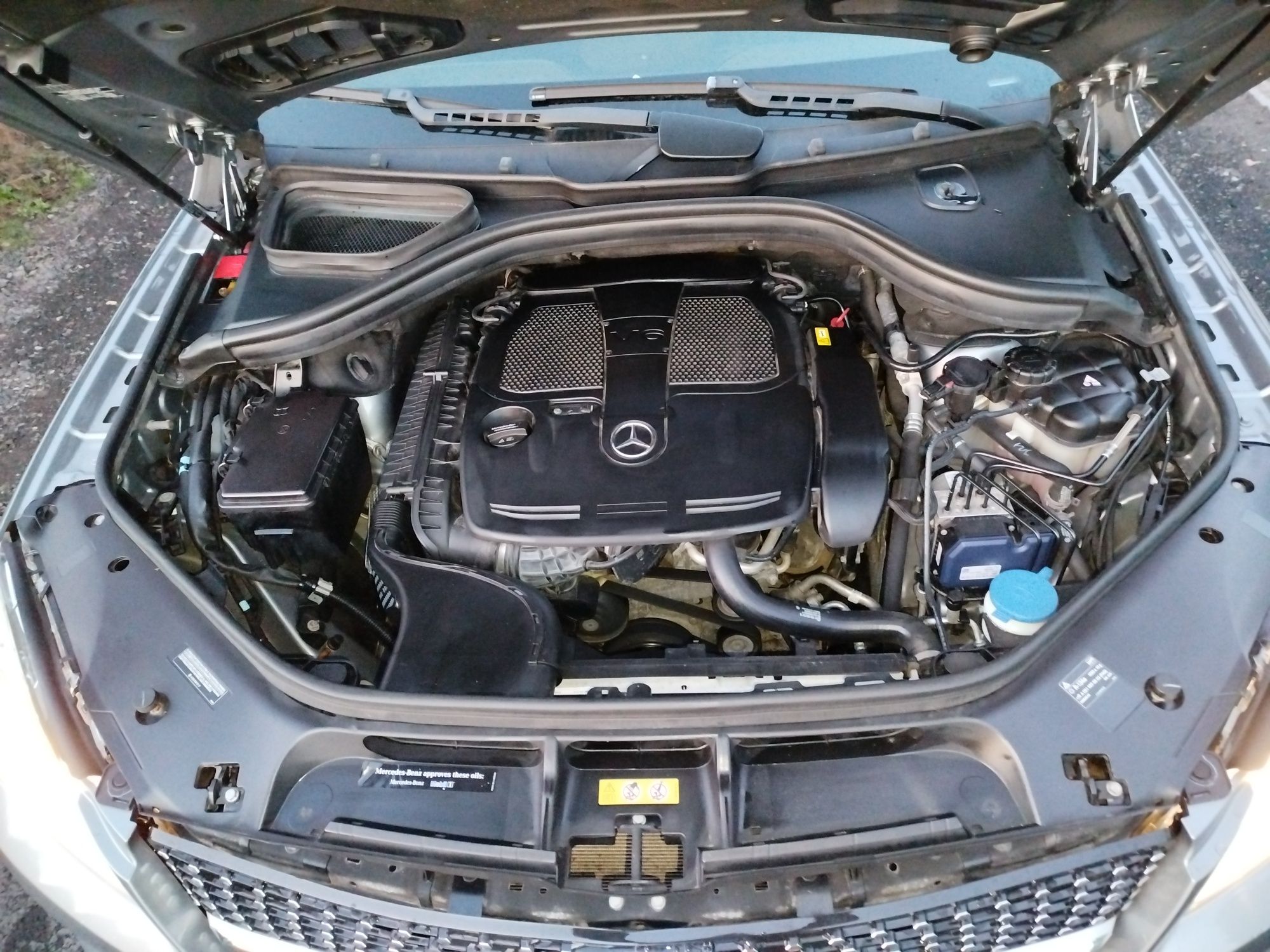 Mercedes ML350 3.5 V6 306 KM 4 matic bez pnaumatyki
