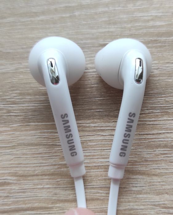 Наушники оригинальная гарнитура Samsung EO-EG920BW Galaxy S7 Самсунг