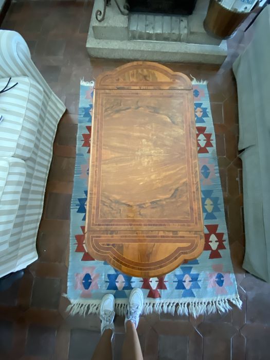 Mesa de Centro (Antiga)