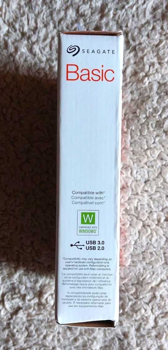 Внешний жесткий диск 1 TB Seagate.