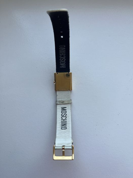 Годинник жіночий Moschino Time 4 Peace