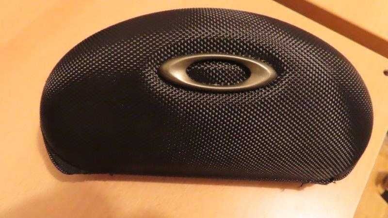 etui na okulary Oakley Soft Vault Sunglass Case nowe