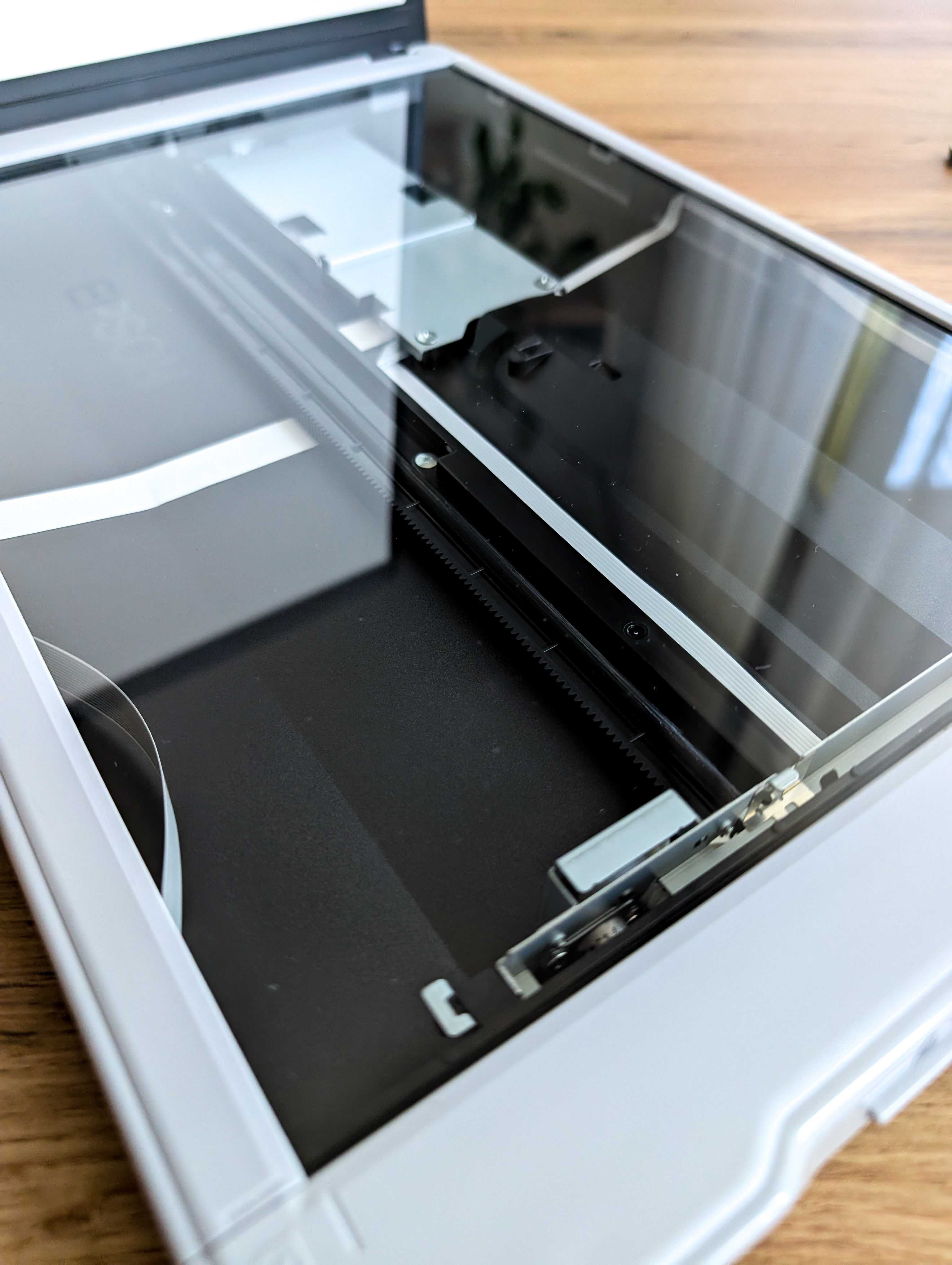 Skaner Epson Perfection V19 - stan idealny