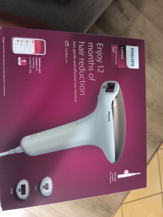 Depilator laserowy Philips Lumea IPL 7000
