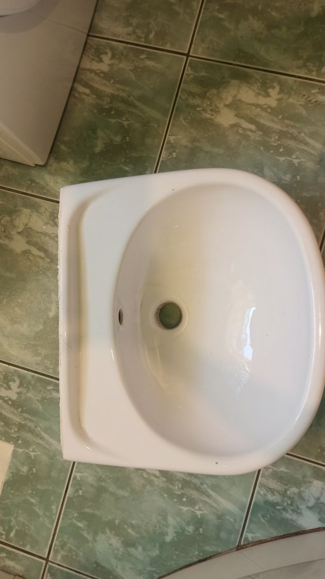 Umywalka używana