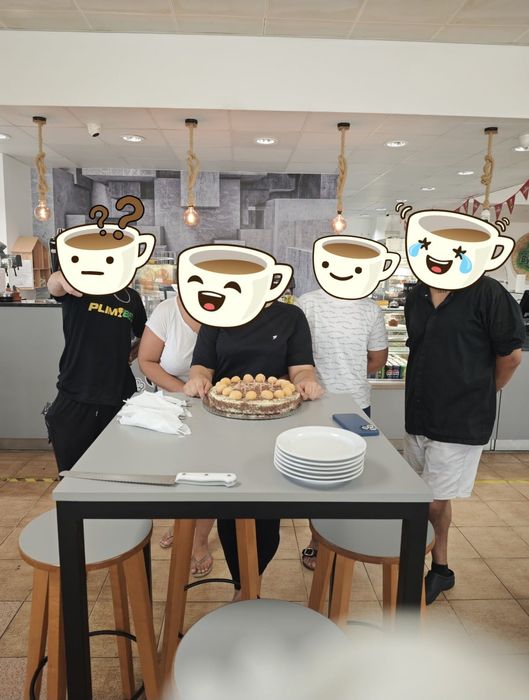 Conjunto 9 Mesas Altas + 36 Bancos Altos — Ideal para Café/Bar/Restaur