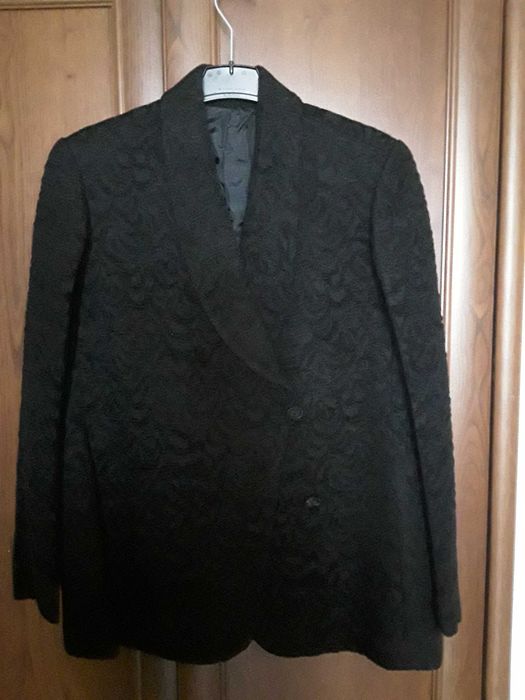 Damski zakiet w czarnym kolorze Nowy