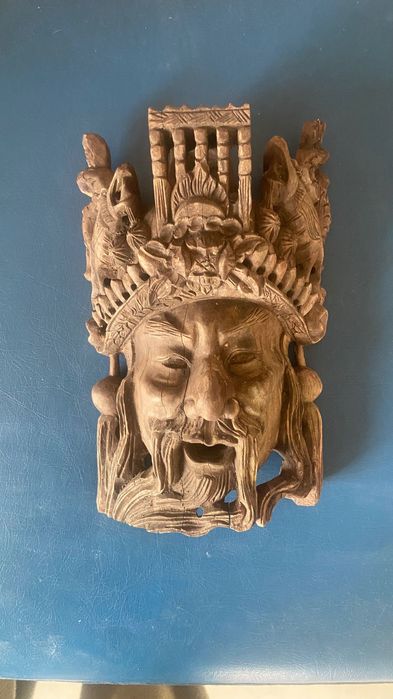 Máscara Sul asiática madeira