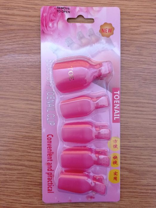 Klipsy plastikowe do usuwania hybrydy z paznokci stóp