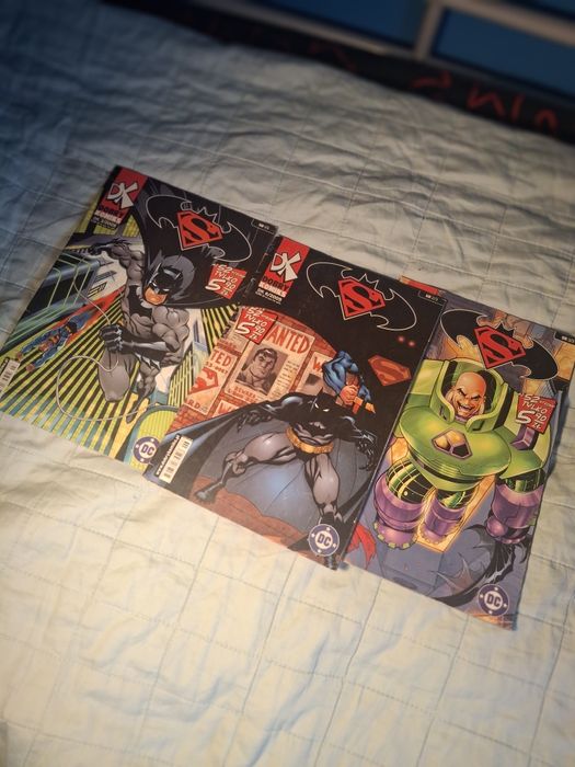 Zestaw 3komiksów o Supermanie i batmanie od DK