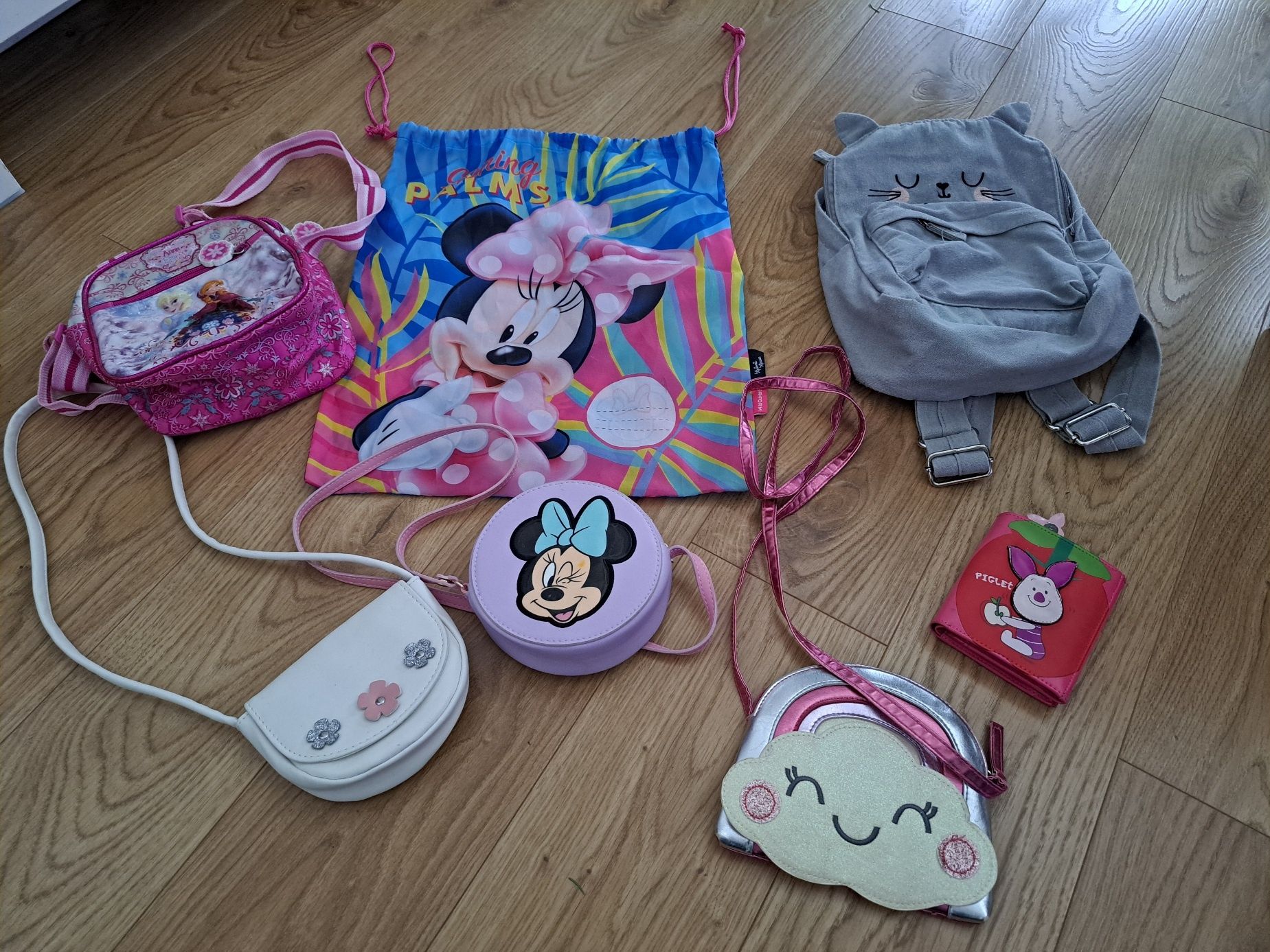 Zestaw torebek / plecak/ portfel / kraina lodu/ Minnie/ Elsa