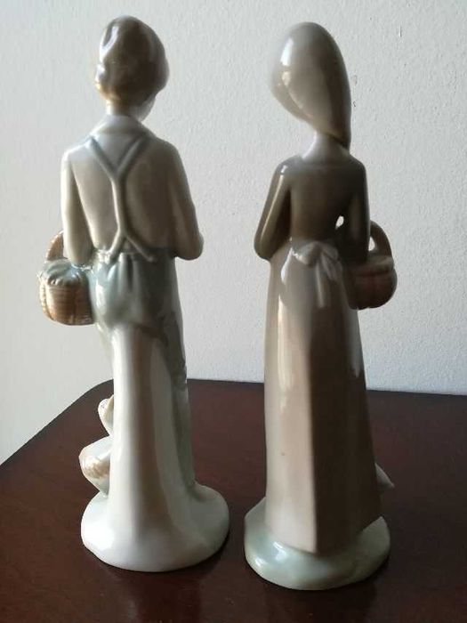 Casal em porcelana japonesa