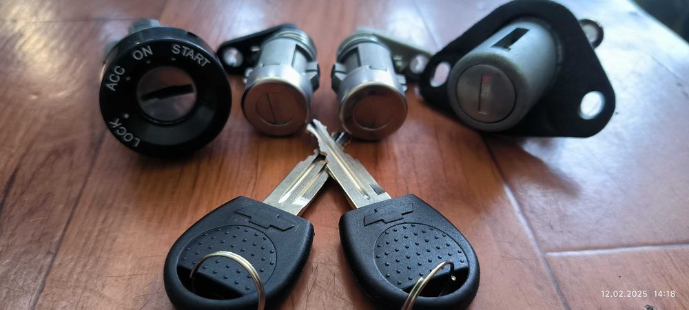 Ремонт авто замків Виготовлення авто ключів Відкриття замків