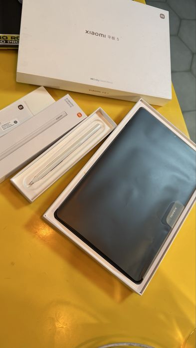 Xiaomi Pad 5 (6/256GB, Cosmic Gray) + стилус + чохол у подарунок