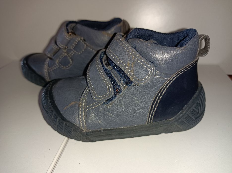 Botas para Bebé * Tamanho - 19 * Excelente Estado