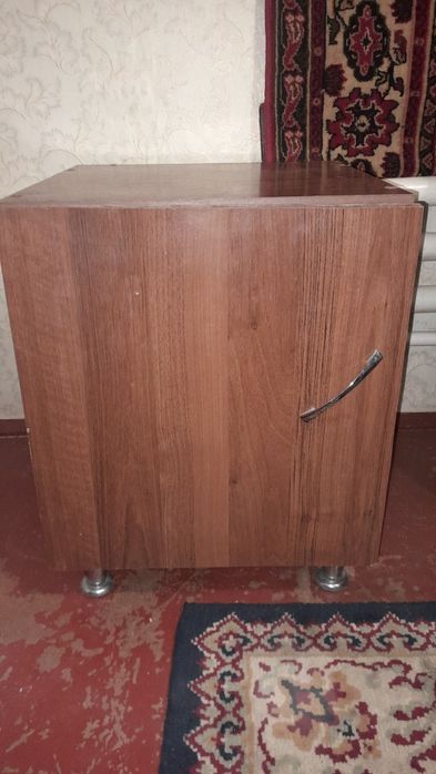 Кровать,комод,тумба