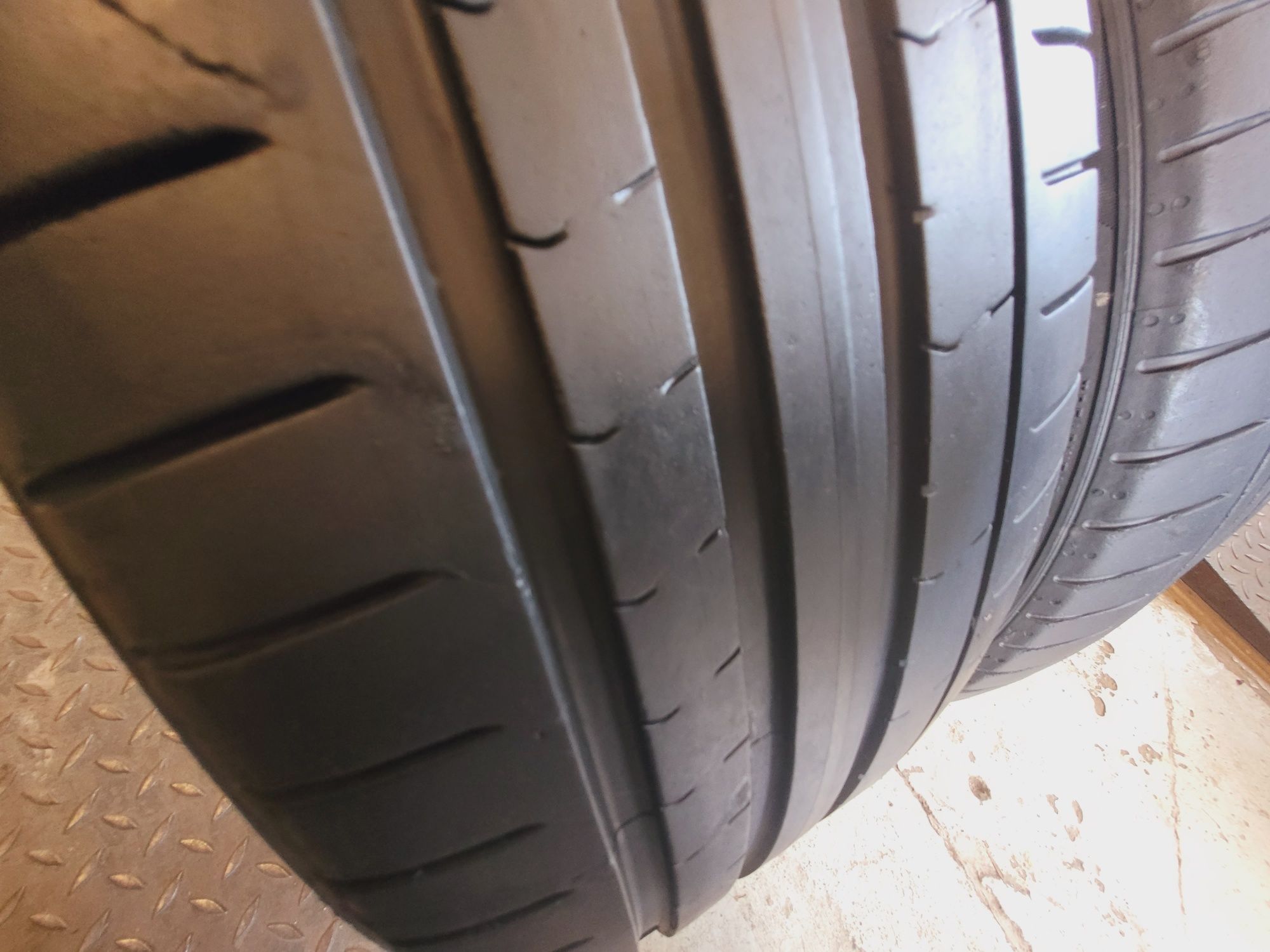 ## Pirelli PZero 225/50/18 lato montaż gratis  ##