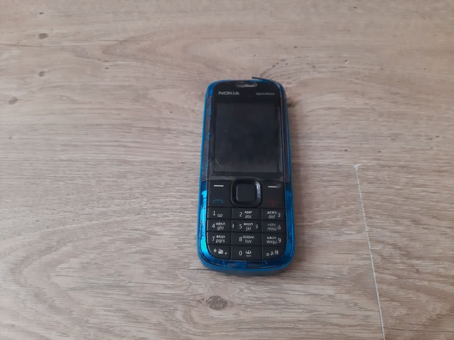 Nokia 5130 под замену дисплея и корпуса
