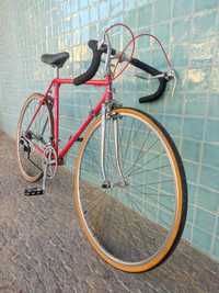 Bicicleta de corrida antiga - LEJEUNE