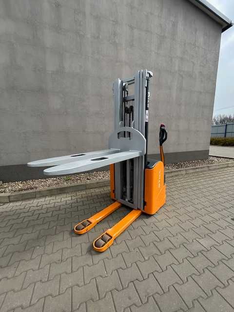 Wózek paletowy z masztem elektryczny Still EGV 16