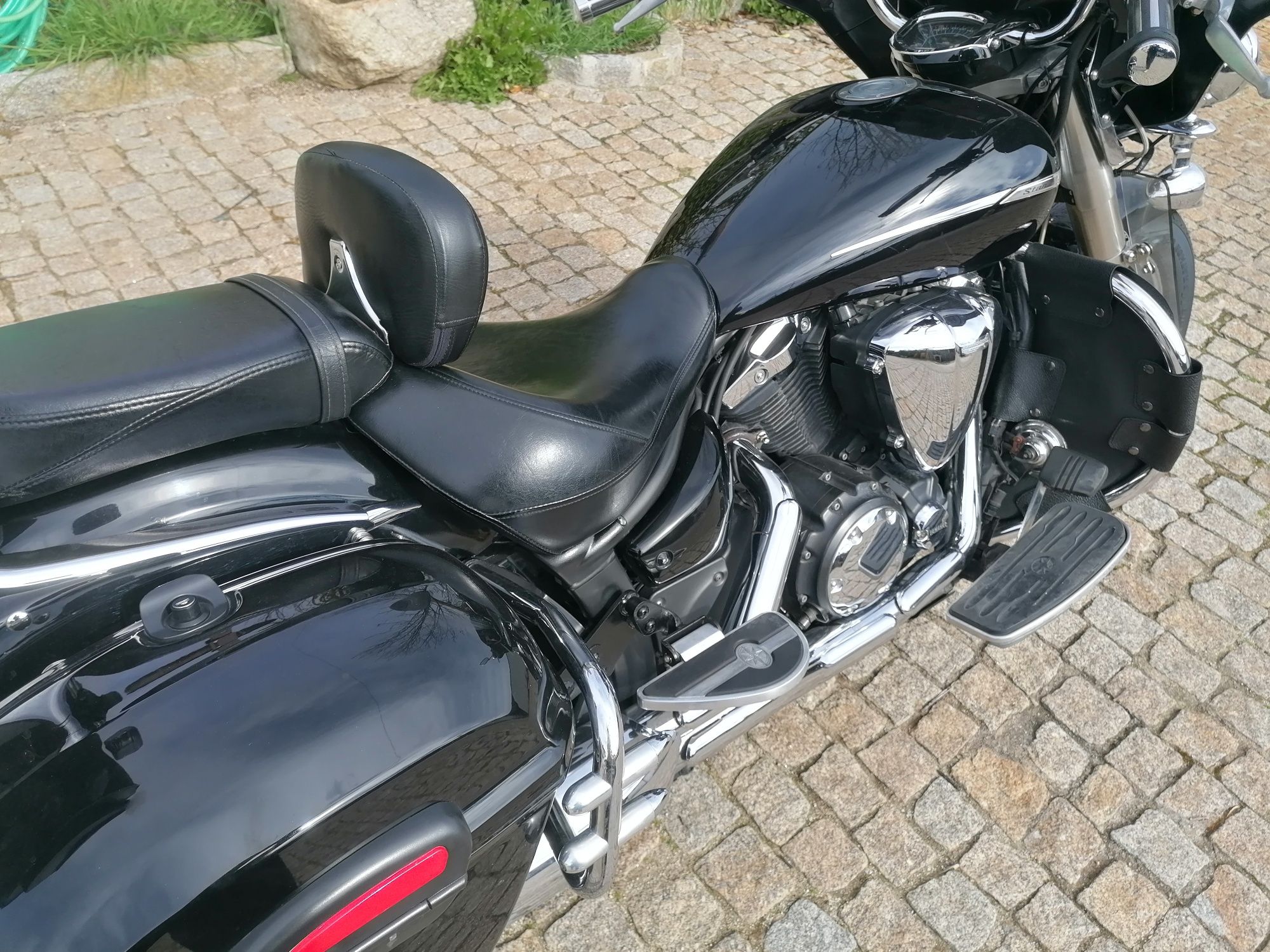 Yamaha XVS 1300A Midnight star