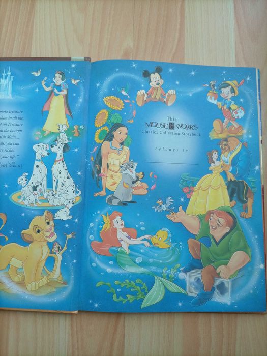 Book "101 Dalmatians"  in english - Livro em Inglês